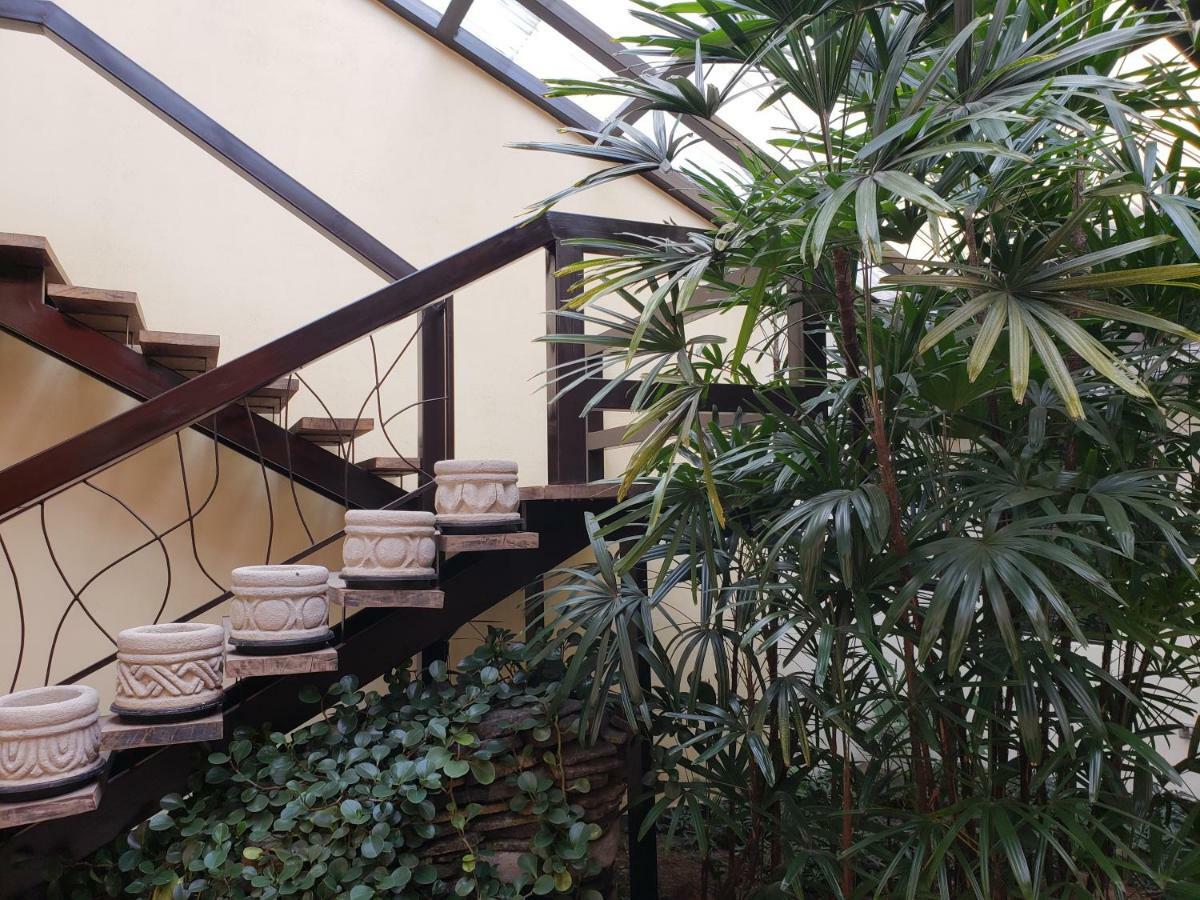 Hotel The Palm House Inn Сан-Хосе Экстерьер фото